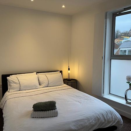 Central, Modern And Peaceful, Lovely Cathedral Views, Two-Bed Apartment With 40" Smart Tv & Free Onsite Parking Lincoln Exterior foto